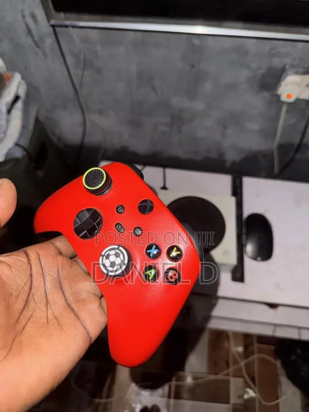 Xbox Series S · Photo 1
