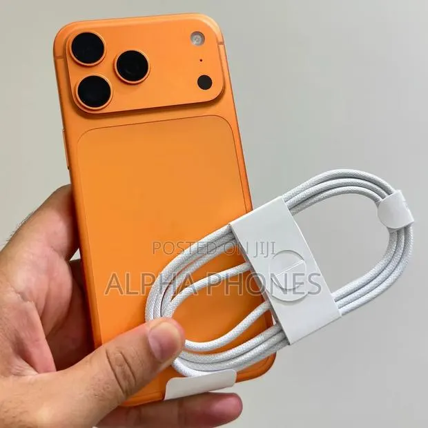 Apple iPhone 17 Pro Max 512 GB Orange · Photo 1