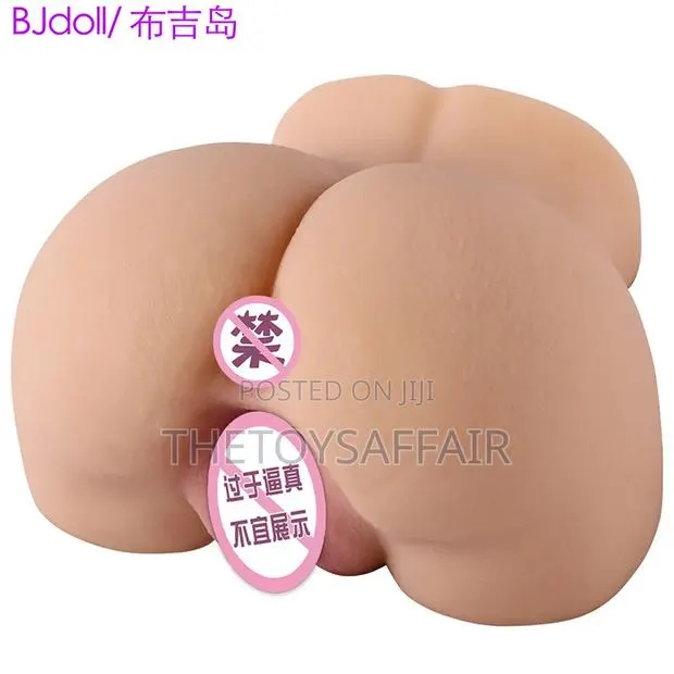 Obese Lady Double Holes Butt Device · Photo 2