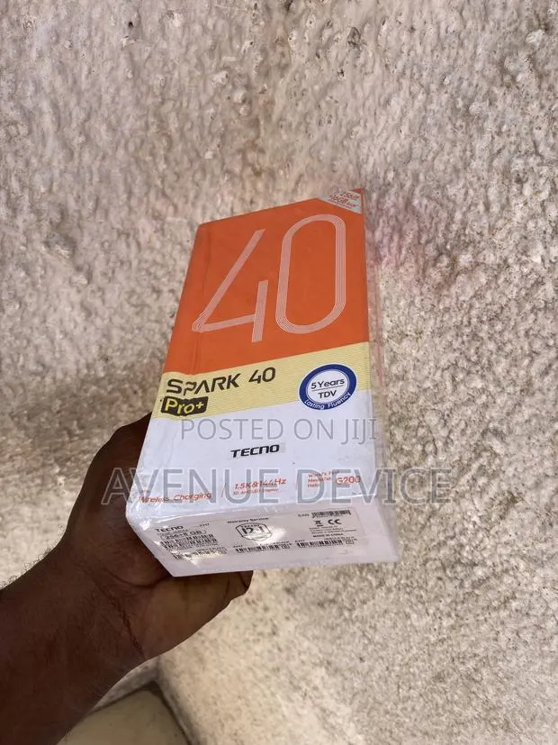 New Tecno Spark 40 Pro+ 256 GB White · Photo 1