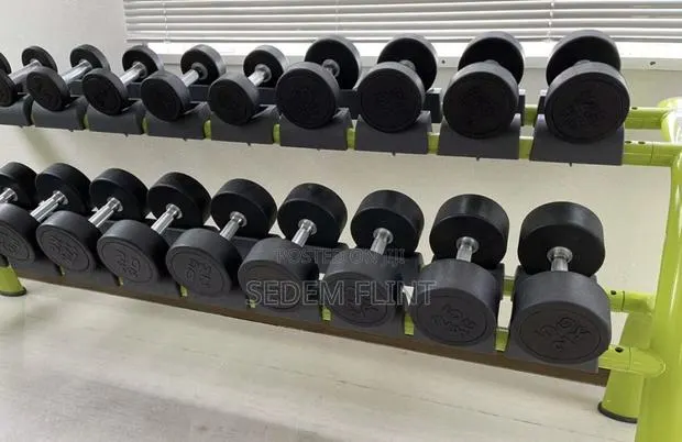 Dumbbells Set 5kg to 60kg With Two Racks · Photo 1