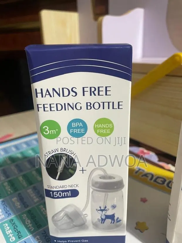 Hands Free Feeding Bottle · Photo 1