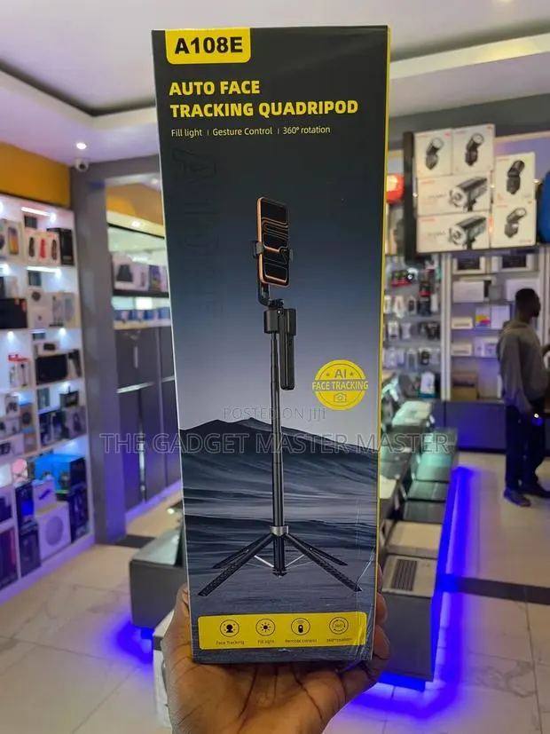 A108e Auto Face Tracking Quadripod · Photo 1