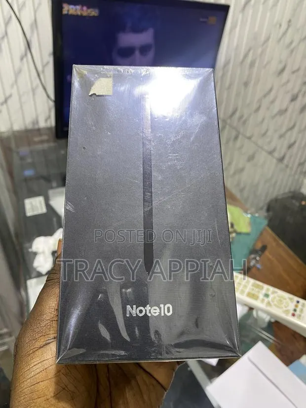 New Samsung Galaxy Note 10 5G 256 GB Silver · Photo 1