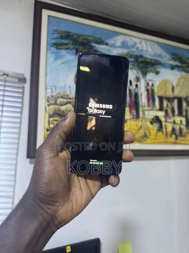 Samsung Galaxy Z Fold 3 256 GB Black
