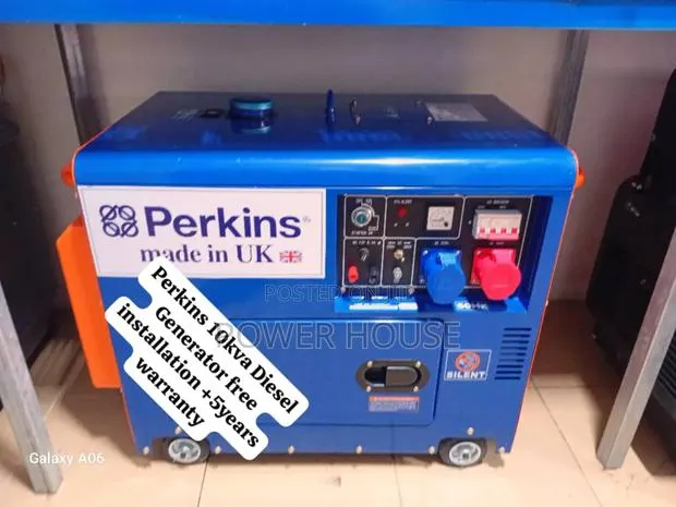 Roll-O-Matic Perkins Diesel Generator 10kva Silent · Photo 1