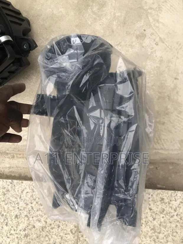 Toyota Highlander 2018 Air Cleaner Box · Photo 1
