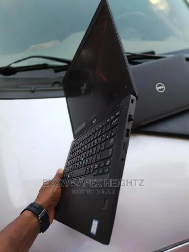 Laptop Dell Latitude 7480 16GB Intel Core i7 SSD 256GB · Photo 1