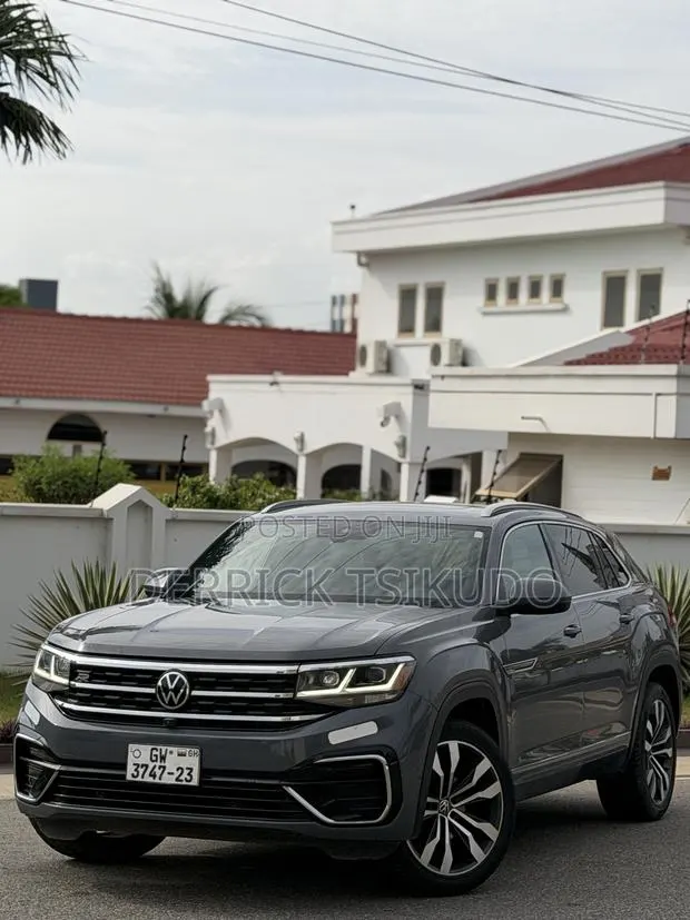 Volkswagen Atlas 2.0T SE w/Technology 2022 Gray · Photo 1