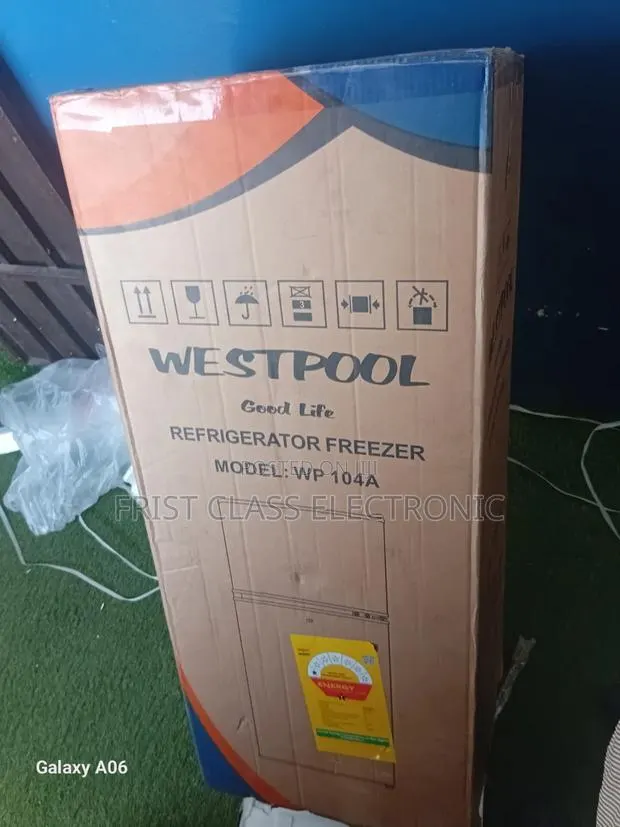Westpool Fridge Limited Offer Rush, Fridge Fast Moving Stock · Photo 1