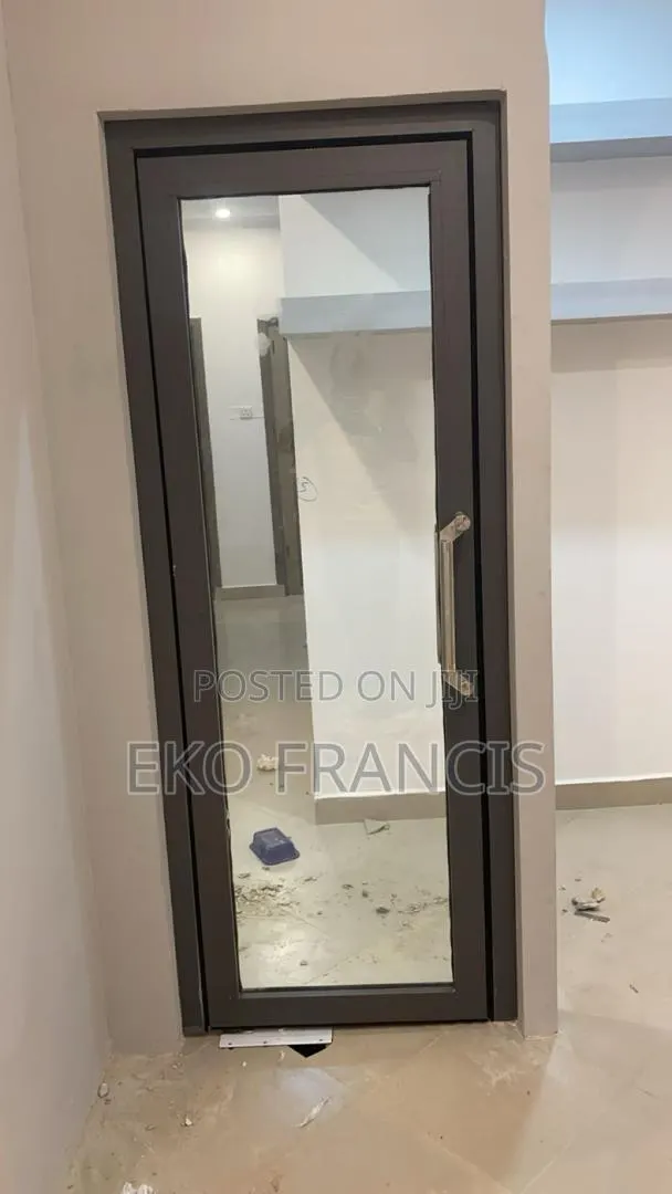 Framed Swing Door · Photo 1