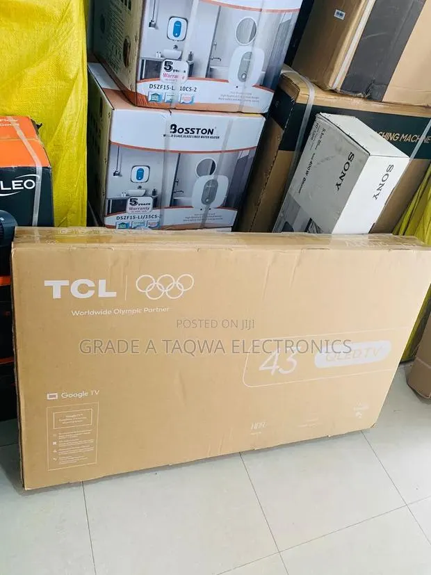 Ultra Modern TCL 43inch Smart Tv · Photo 1