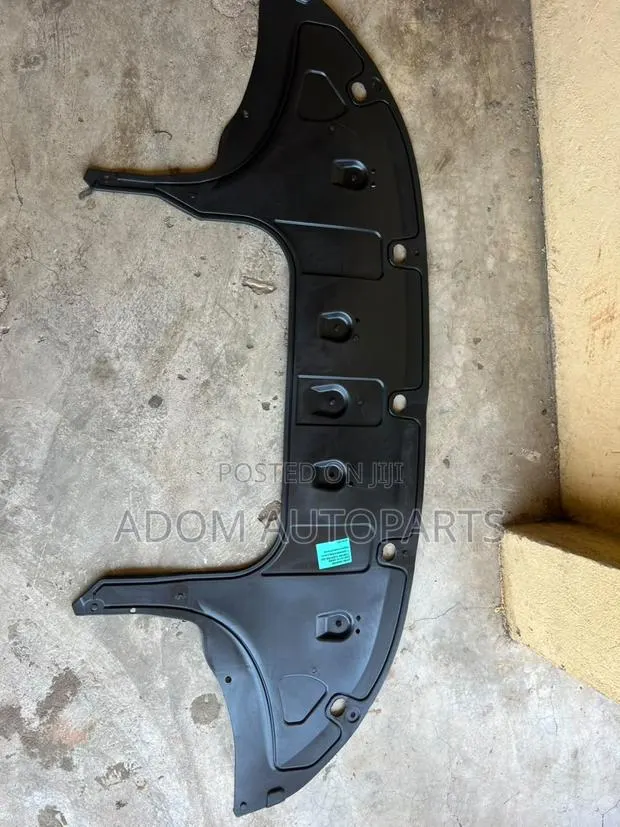 Hyundai Elantra Under Dirty Engine Panel Cover 2021 2022 2023 2024 · Photo 1