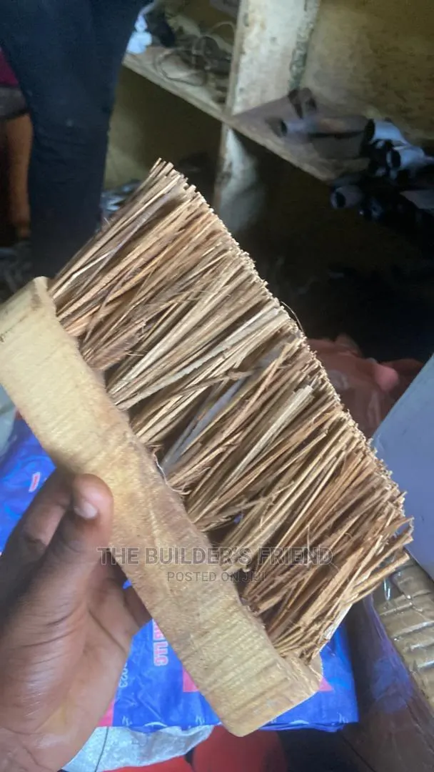 Construction Brush · Photo 1