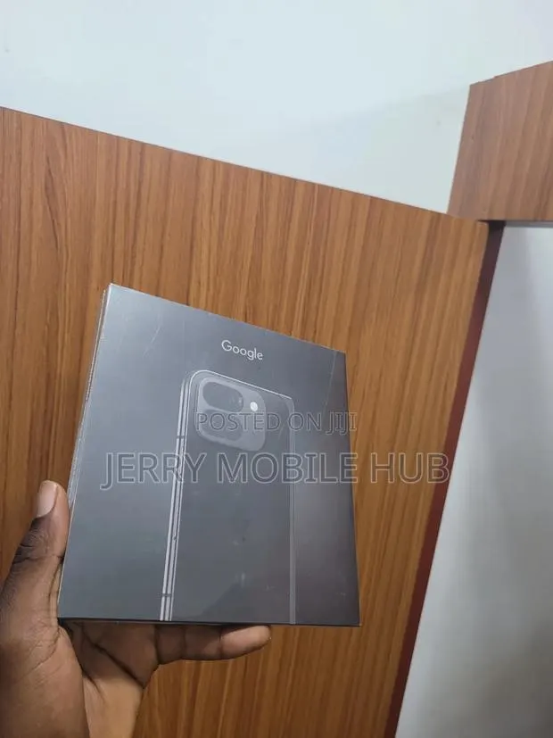 New Google Pixel 9 Pro Fold 256 GB Black · Photo 1