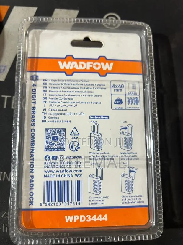 Wadfow 4-Digit Brass Combination Padlock, Model Wpd3444. · Photo 1
