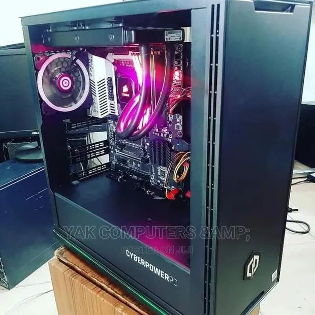 New Server 32GB Intel Core I7 HDD 2T · Photo 1