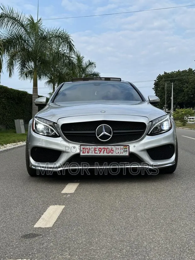 Mercedes-Benz C300 Luxury 4dr AWD 4Matic Sedan (2.0L 4cyl 7A) 2015