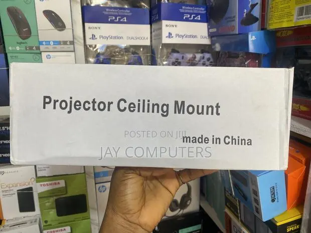 Projector Mount · Photo 1