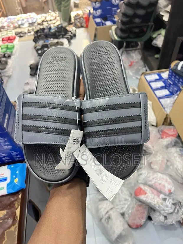 Adidas Superstar Slides · Photo 1