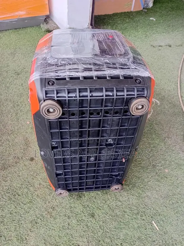 Heavy-Duty Ecoolmax Ec7500i Petrol Generator · Photo 1
