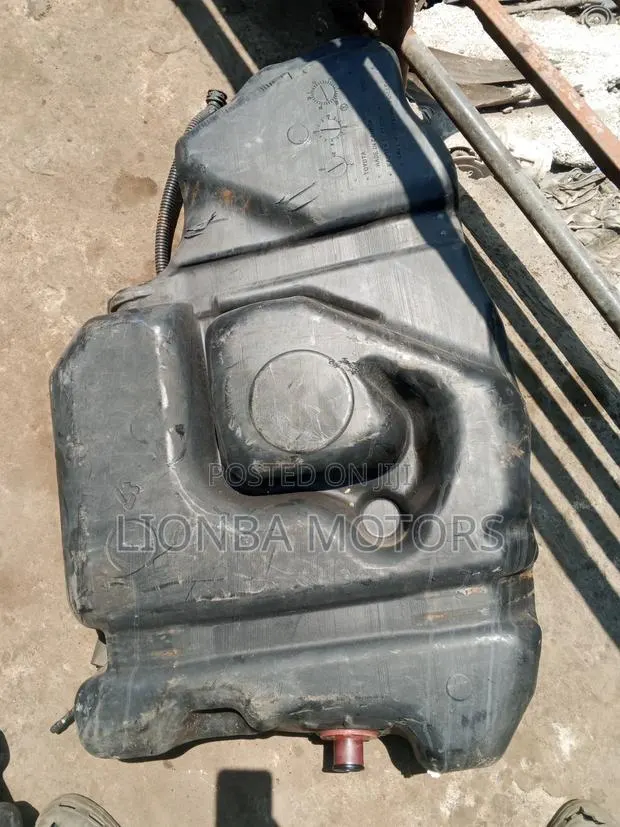 Corolla S Fuel Tank · Photo 1
