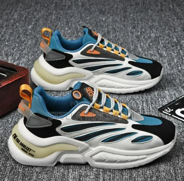 Blue Sneakers in Size 42 Only · Photo 1