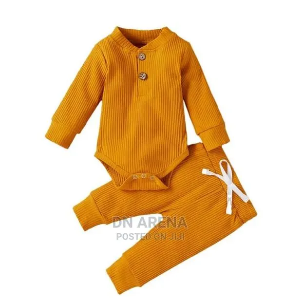 Quality Kids Outfits Unisex · Photo 1