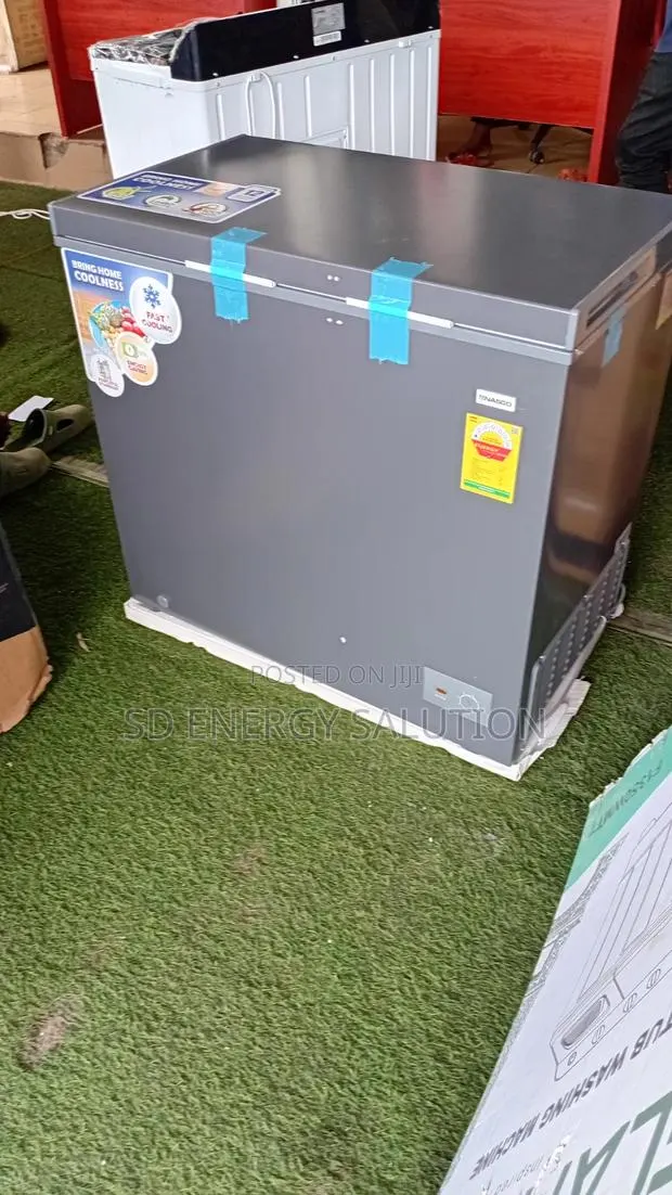 Nasco Freezer With Rapid Freeze Technology · Photo 1