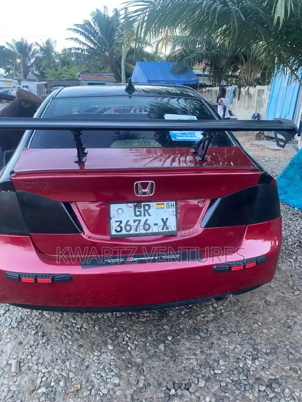 Honda Civic 1.8i-VTEC VXi Automatic 2006 Red · Photo 1