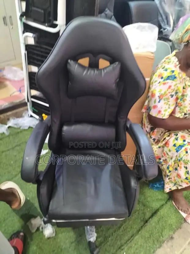 Swivel Chairs · Photo 1