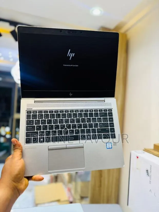 Laptop HP EliteBook 830 G6 8GB Intel Core i5 SSD 256GB · Photo 1