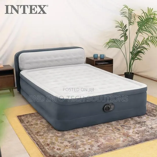 INTEX Dura-Beam 18" Queen Size Air Mattress With Built-in Headboard · Photo 1