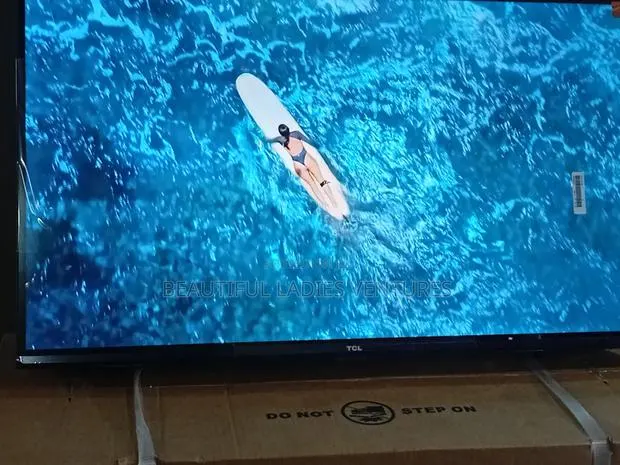 TCL 32-Inch Home Entertainment Television · Photo 1