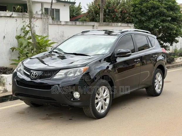 Toyota RAV4 Limited 4dr SUV AWD (2.5L 4cyl 6A) 2015 Black · Photo 1