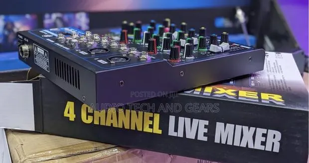 Yamaha Portable 4-Channel Audio Mixer · Photo 1