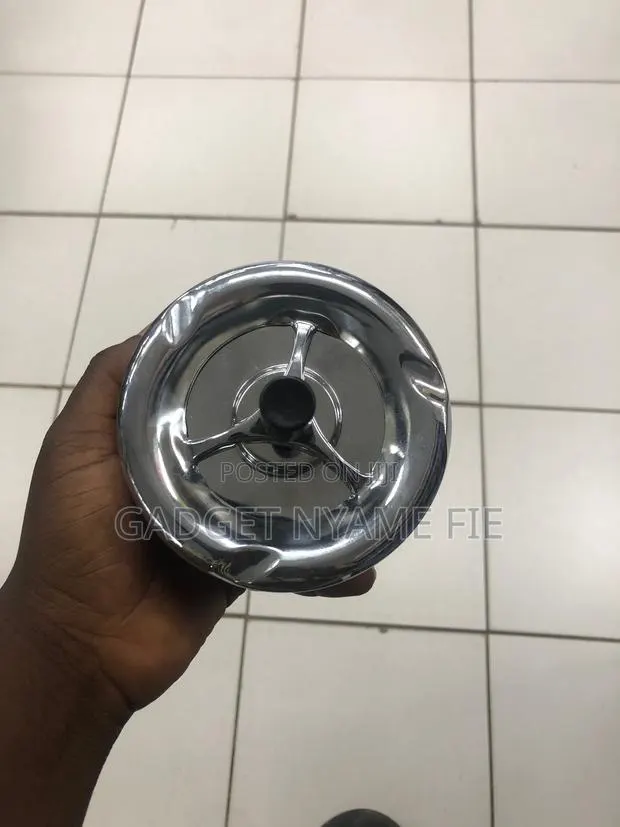 Ashtray - Abs Plastic · Photo 1