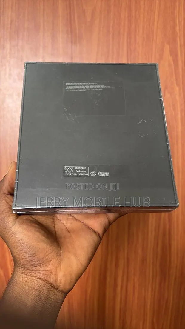 New Samsung Galaxy Z Fold7 256 GB Black · Photo 1