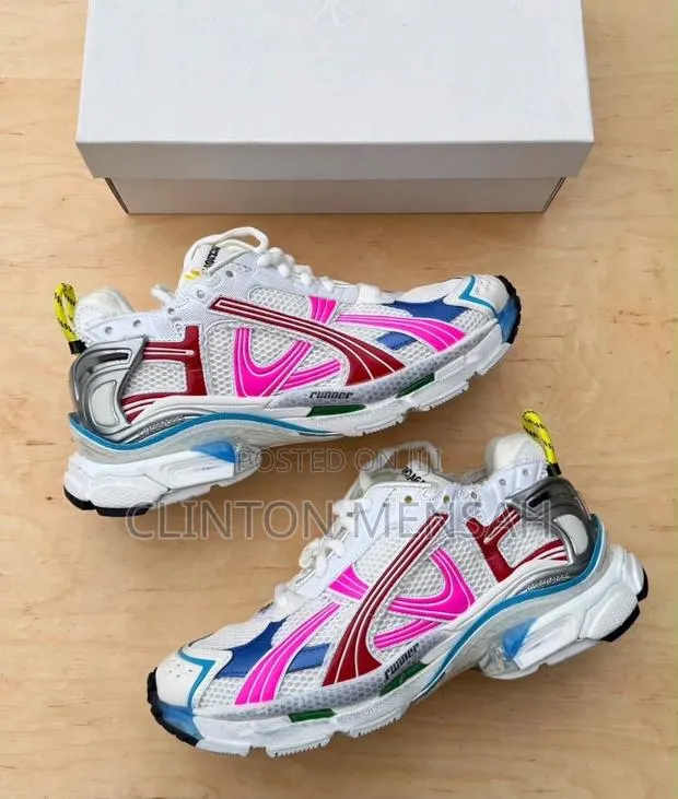 Balenciaga Runner · Photo 1