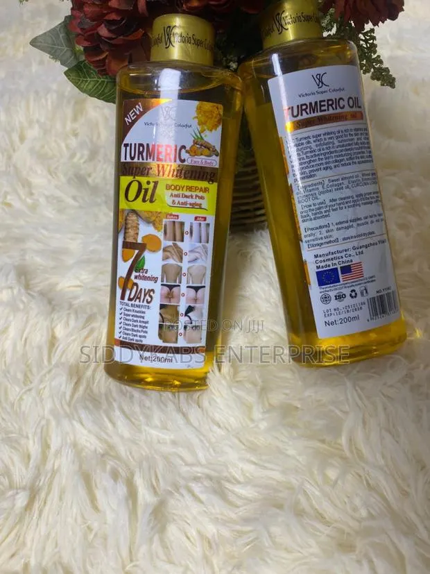 Tumeric Body Repair Oil · Photo 1