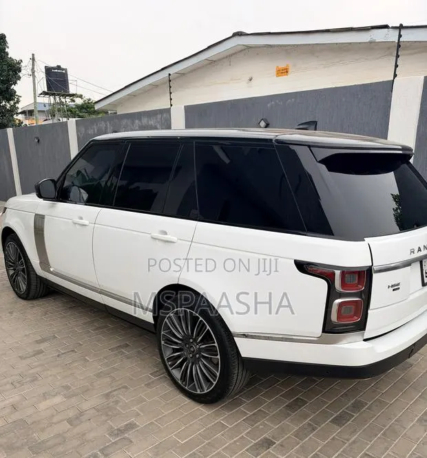 Land Rover Range Rover 2023 White · Photo 1