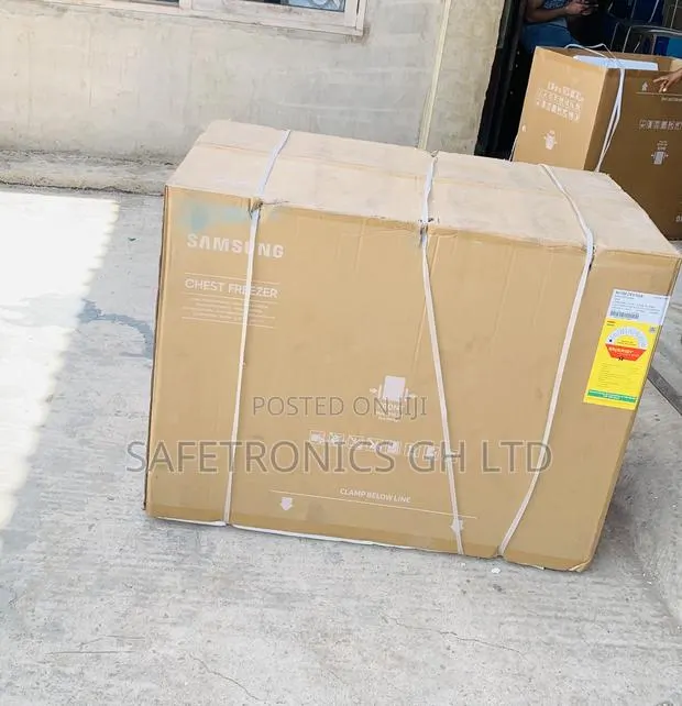 Fabulous Grey Samsung 281 Liters Single-Door Chest Freezer · Photo 1