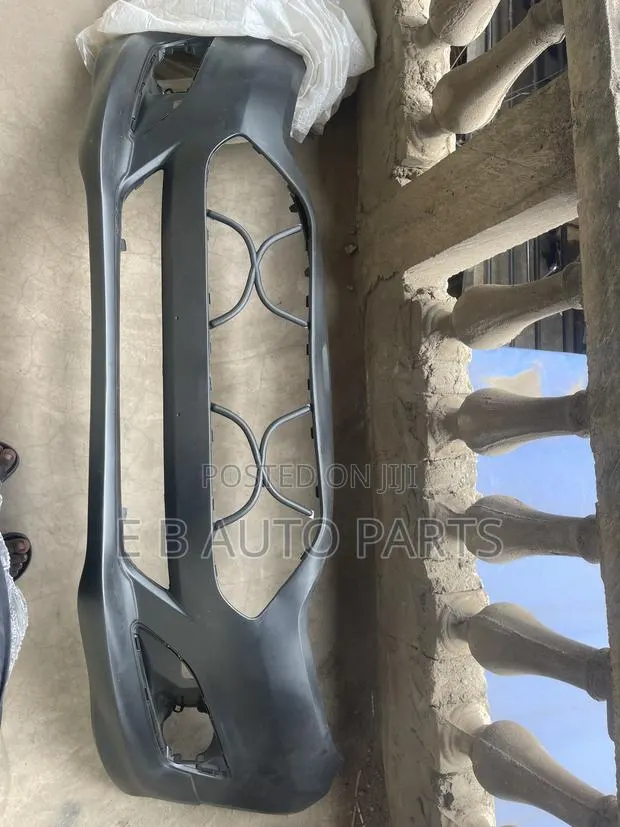 FORD FIESTA 2012-2014 Front Bumper · Photo 1