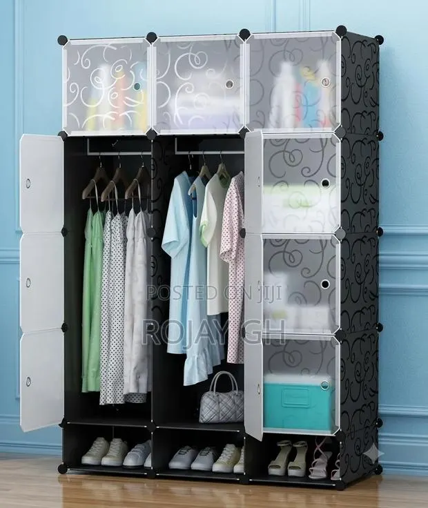 12 Cubes Plastic Wardrobe With Shoe Rack - Black/White · Photo 1