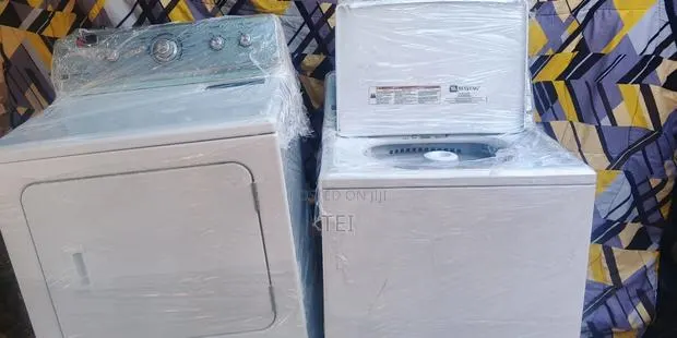 Washing Machine and Dryer · Photo 1