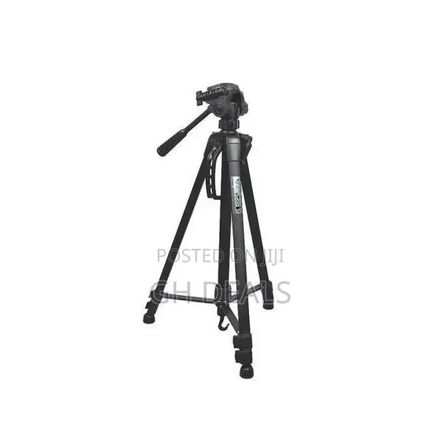 Weifeng WT-3560 Light Weight Tripod Stand - Black · Photo 1