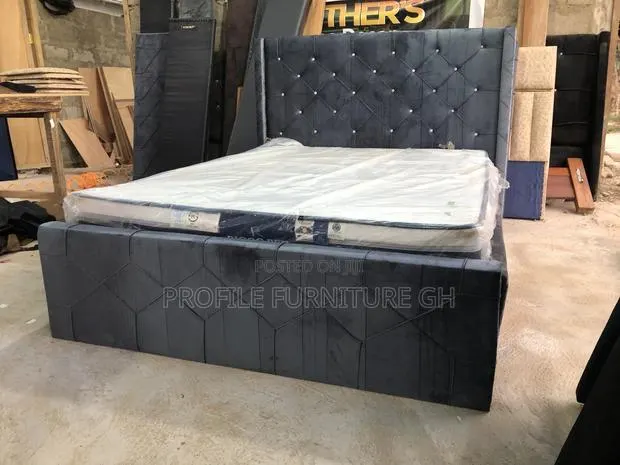 Mattress With Bedframe (54x75 Double)//Free Delivery · Photo 1