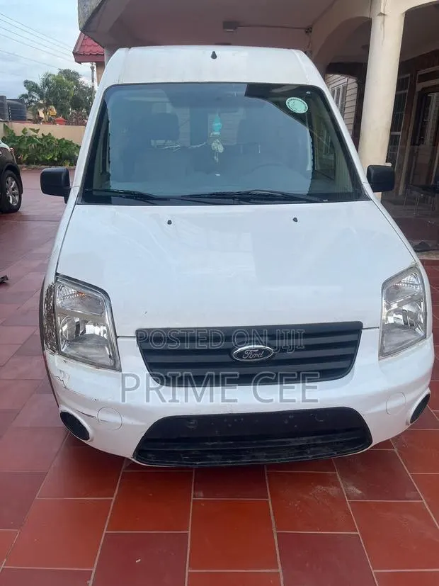 Ford Transit 2011 White · Photo 1