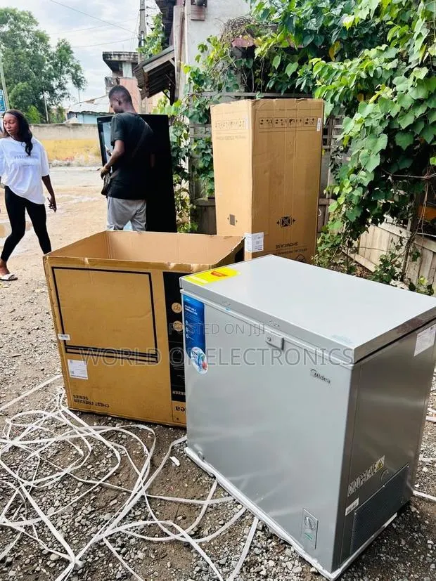 Brand New Midea 200L Inverter Chest Freezer (MDRC362FZG43D) · Photo 1