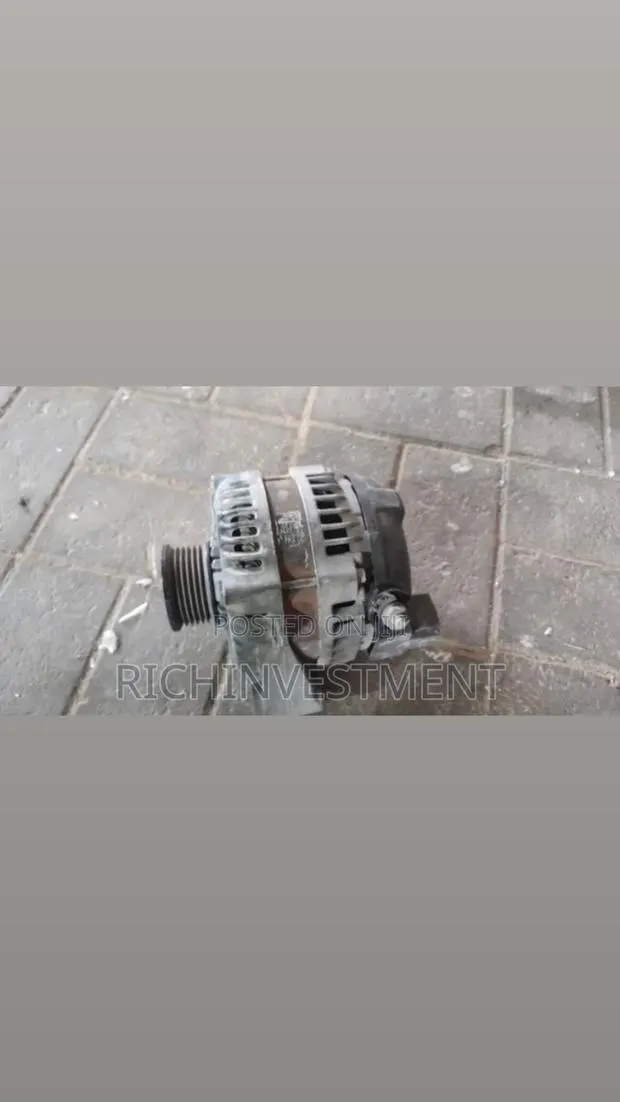Range Rover Sport /Vogue Alternator OEM · Photo 1